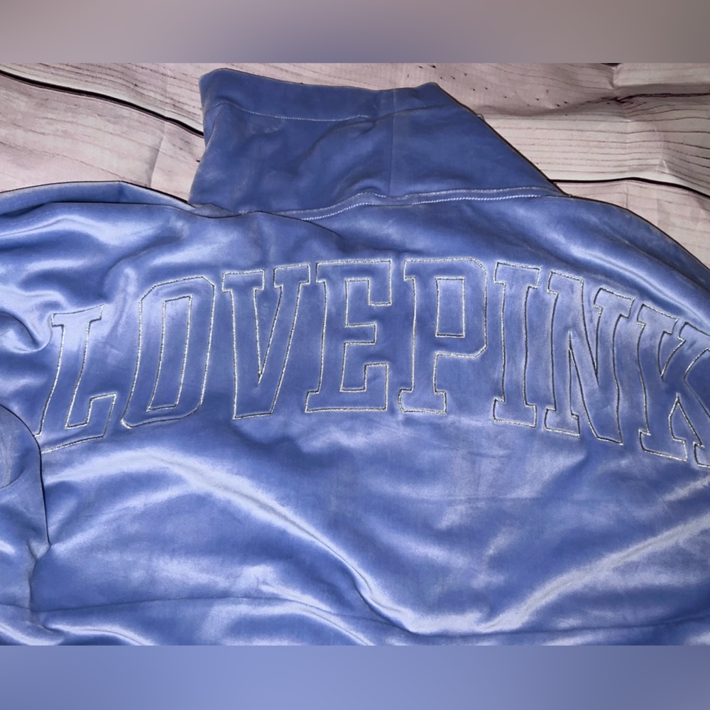 VS PINK velour top